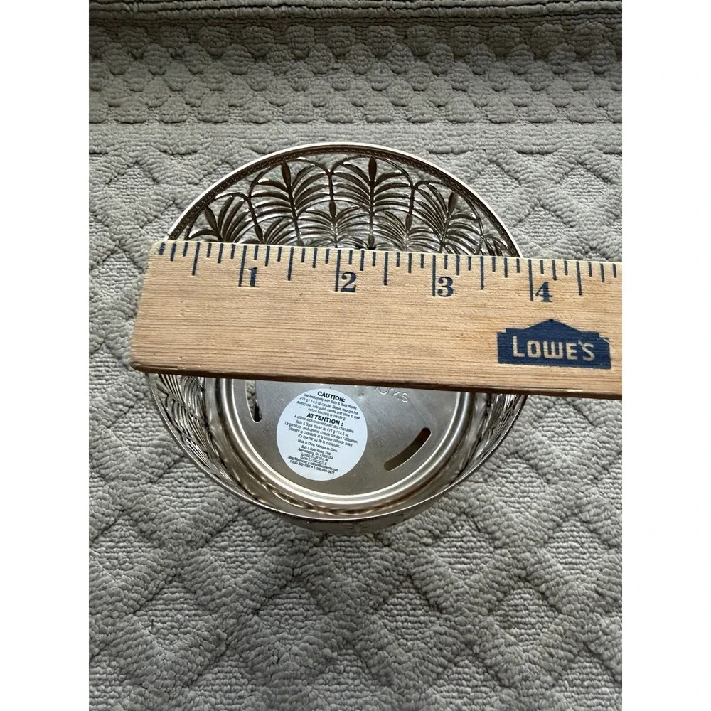 Bath & Body Works LAMP SHADE CANDLE HOLDER 3 WICKS NEW SPRING